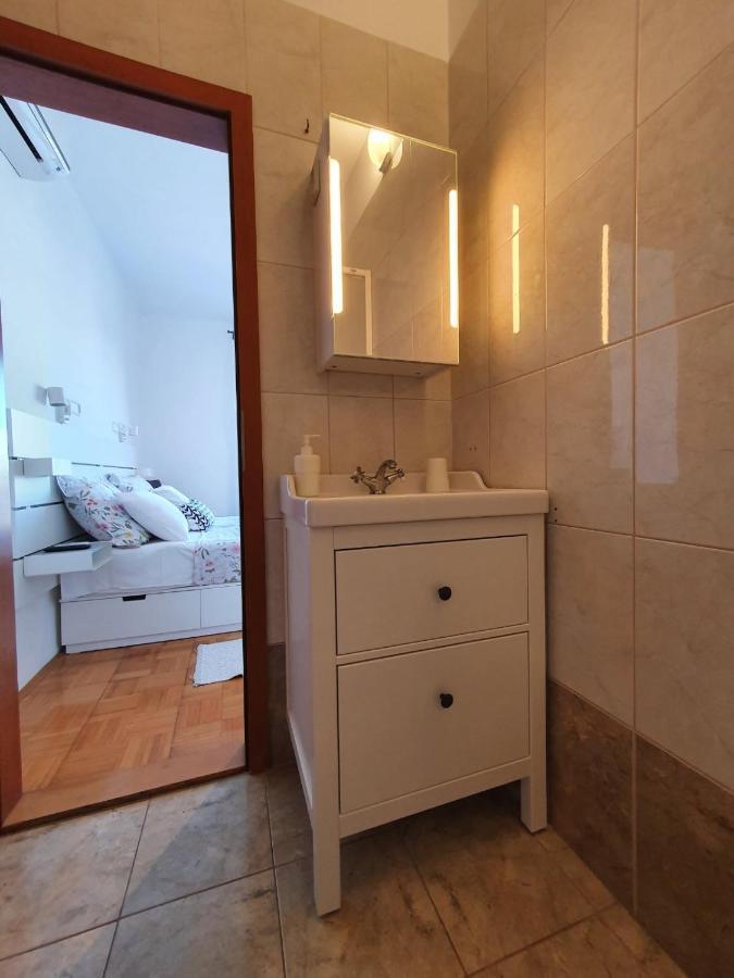 Room Novakovic Biograd Na Moru Dış mekan fotoğraf